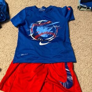 4t boys Nike set